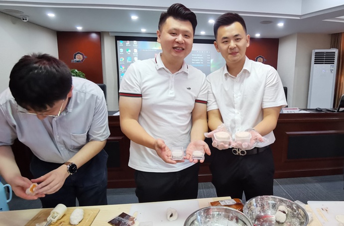 共青團(tuán)南昌市政建設(shè)集團(tuán)有限公司委員會(huì)舉辦了“承傳統(tǒng)文化，享團(tuán)圓美滿”中秋主題活動(dòng)6912.jpg