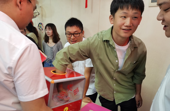 共青團(tuán)南昌市政建設(shè)集團(tuán)有限公司委員會(huì)舉辦了“承傳統(tǒng)文化，享團(tuán)圓美滿”中秋主題活動(dòng)6914.jpg